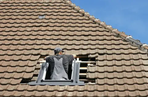 Pose de velux - Collonges la Rouge